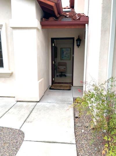 $1300 Furnished 1BRBA Private entrancepart of twi Main Photo