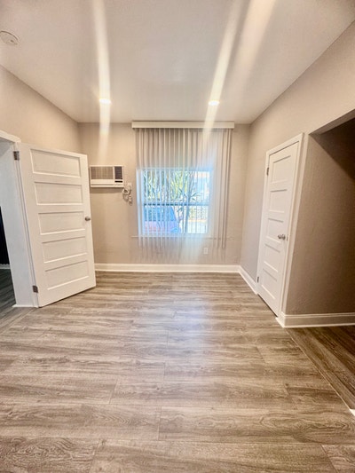 1 Bedroom 1 Bath for Rent Renovate ( Fast approval Main Photo