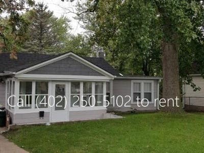 Tiny Home! CharmingSmall House Main Photo