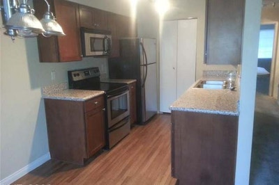 Comllwtely Refurbished 1 Br Bottom Floor Condo! Wa Main Photo
