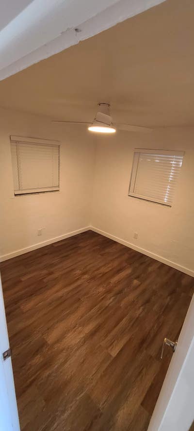 Room for Rent in Co_Living House with Other Profe Main Photo