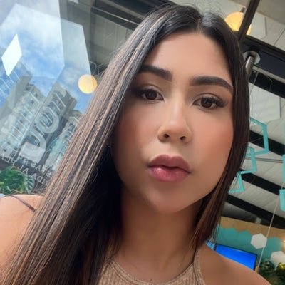 Student looking for a room in Los Angeles now Main Photo