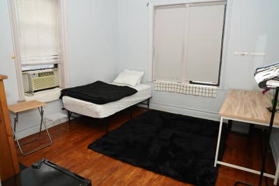 **Private Room in Bensonhurst** Main Photo