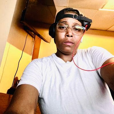 Large room wanted in 60619 Main Photo