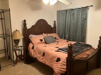 Room for rent Main Photo