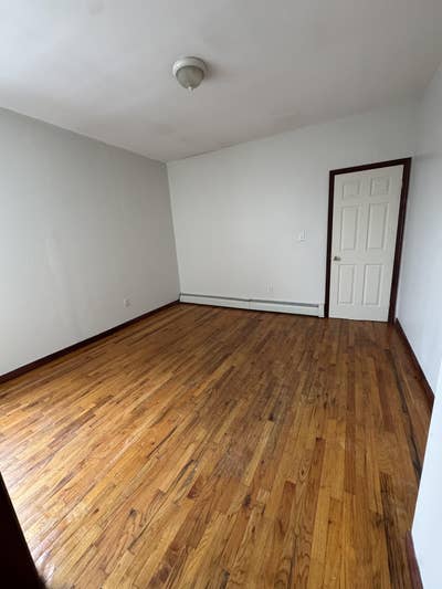 Spacious room in quiet Bushwick house Main Photo