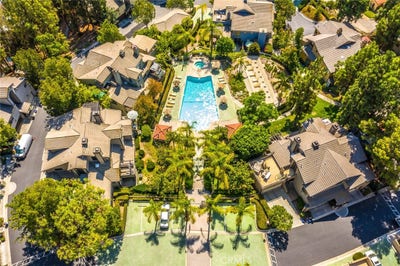 Single Room Available in Shared Condo Main Photo