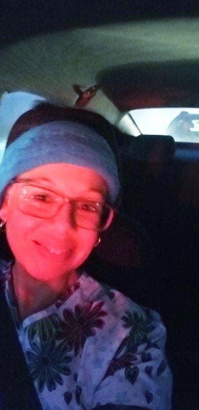 Professional Female seeks a small or large room Main Photo