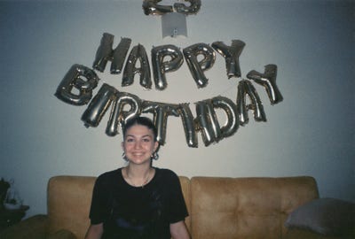 Student looking for a room in Los Angeles Main Photo