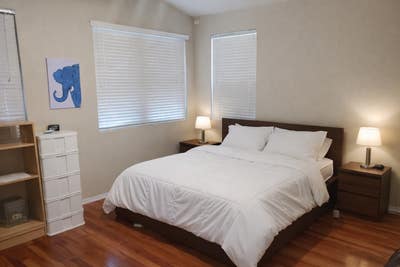 Huge Master Bedroom -Nice Neighborhood 10 Min Phx Main Photo