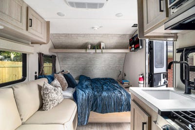 ⭐ Riverdale Private Studio ⭐ Private Entrance, Bat Main Photo