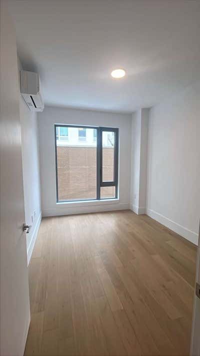 151 Elliot, Master room with private bath 3b2b  Main Photo