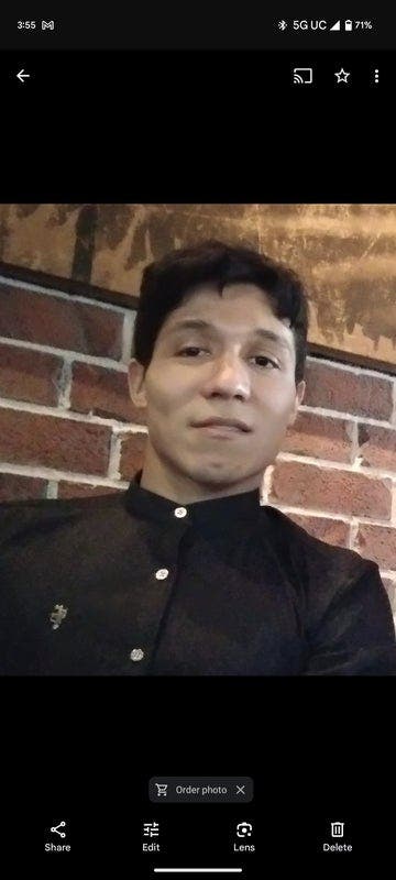 Professional Male seeks a small or large room Main Photo