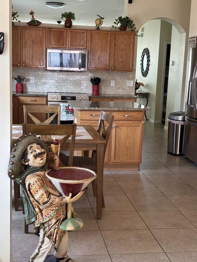 Cozy and Quiet  Main Photo