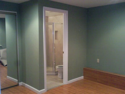 Clean room in SF Sunet with Private Full Bath Main Photo