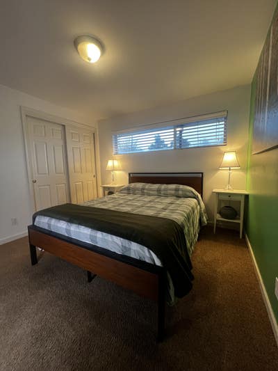 Room for rent  Main Photo