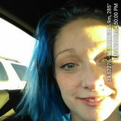 Student Female seeks a large room Main Photo