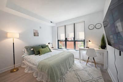 Deluxe Room - Adams Morgan Main Photo