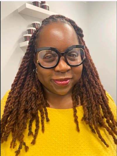 Science Educator Looking for a Quiet Place Main Photo