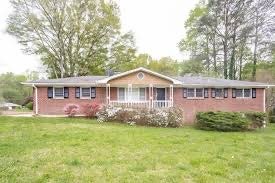 Rent My Den!  Main Photo