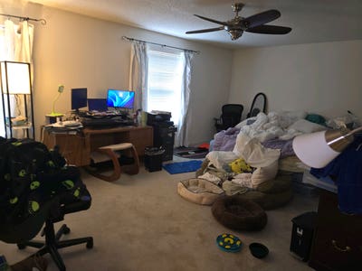 Townhouse room for rent Main Photo