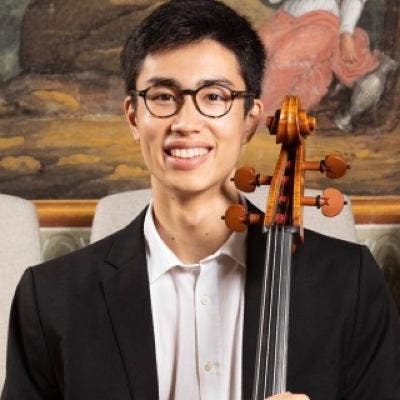 Professional Male seeks a small or large room Main Photo