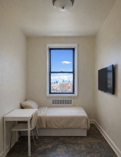 Small Room 60 sq ft elevator building 1-3 months  Main Photo