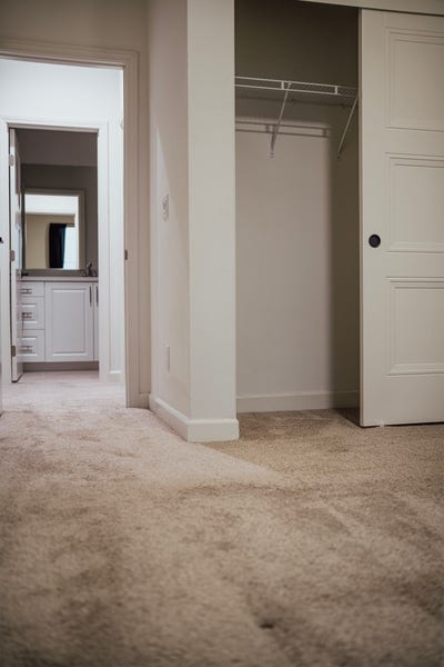 New Room In Beautiful Town Home Main Photo