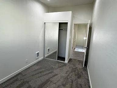 Looking to fill room in our Apartment Main Photo