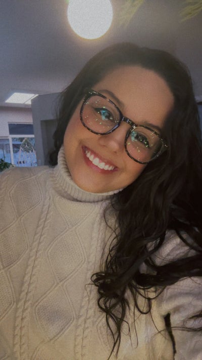 Responsible female looking for Sherman Oaks room Main Photo