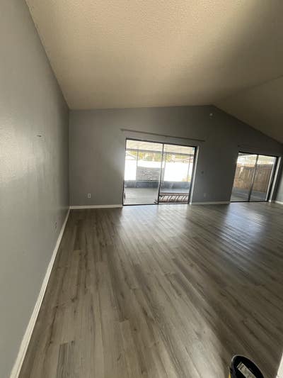 2 rooms for rent  Main Photo