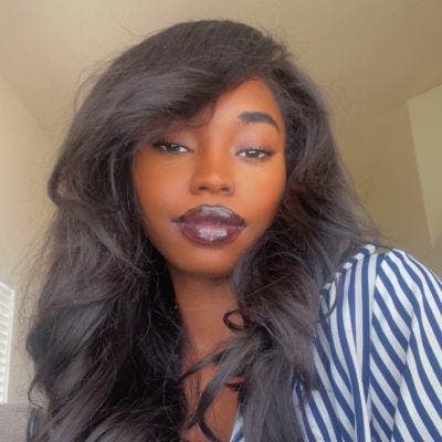Woman looking for a room in Lancaster CA now Main Photo