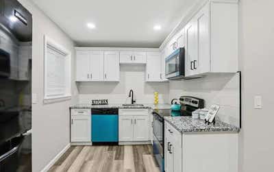 Clean & Quiet Renovated Home | Private Room  Main Photo