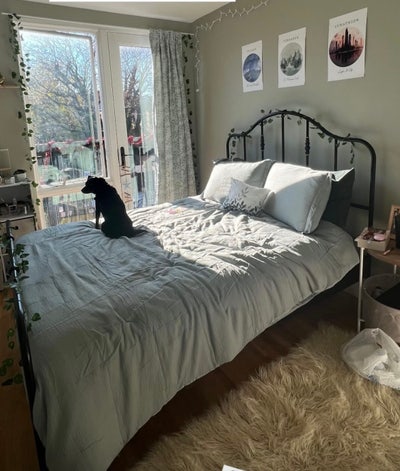 Bedroom available in bedstuy Main Photo