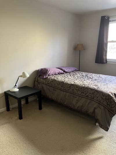 Room for Rent Main Photo