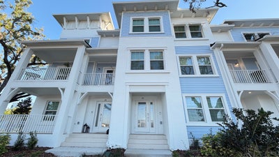 New Build w Room and Private Bath Main Photo