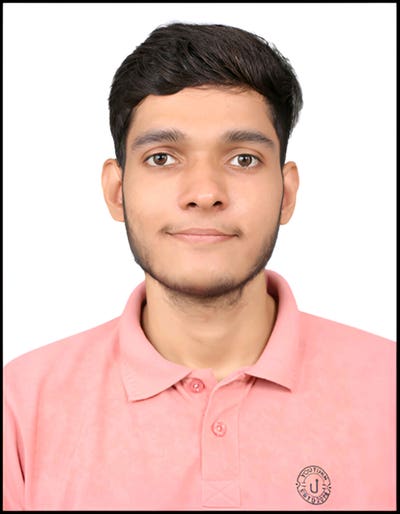 I am a professional male aged 24 looking for room Main Photo