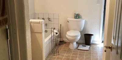 Room for rent  Main Photo