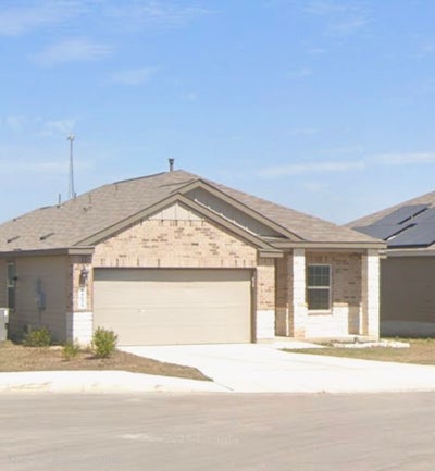 Room for rent on a newer community  Main Photo