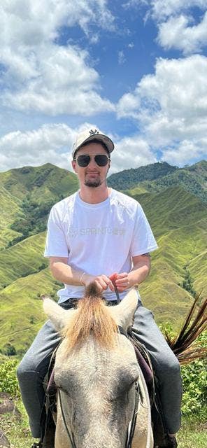 New to the city looking for a cheap room Main Photo