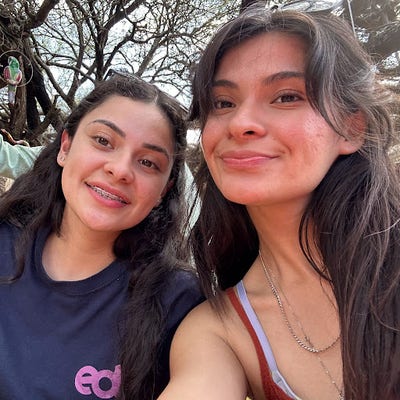 30 year old student needs Canoga Park room Main Photo