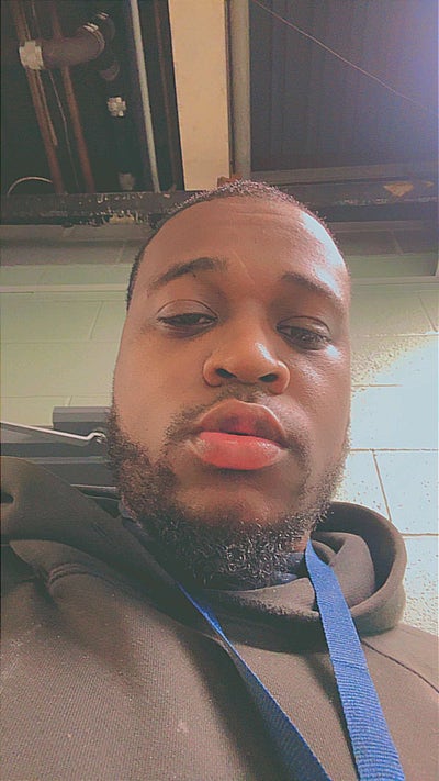 Room wanted in Hicksville NY  Main Photo