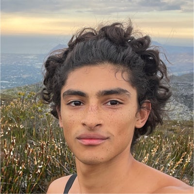 Looking for an April sublet Main Photo