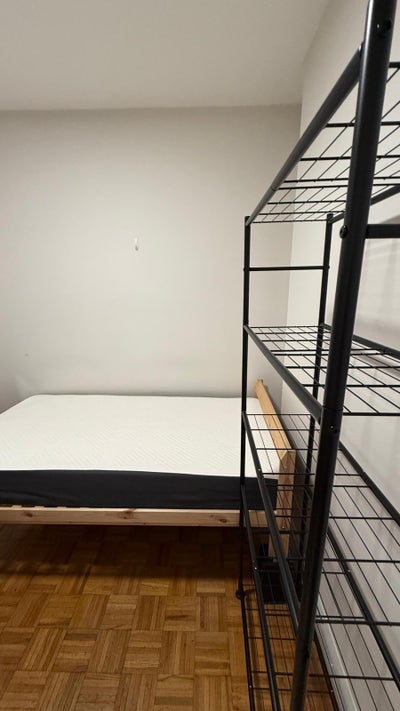 Cozy Room in Upper West Side 4BR/1BA Apartment Main Photo