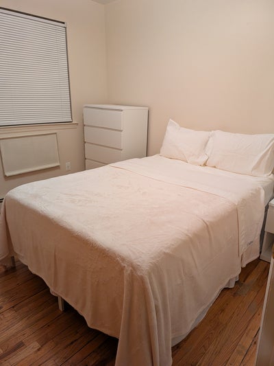 1 Bedroom for women  Main Photo
