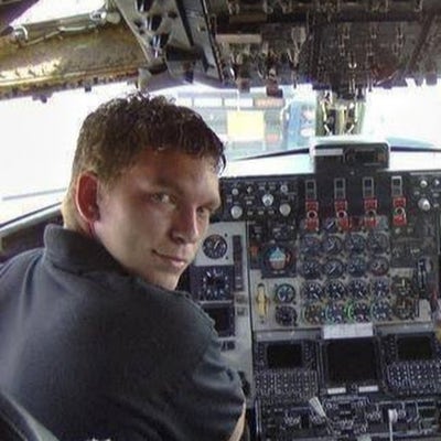 Room wanted in Manchester, CT Main Photo