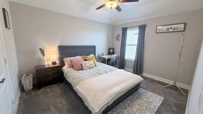Private Upstairs Room & Bathroom – Move-in Ready  Main Photo