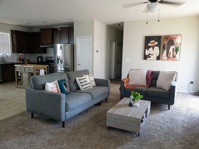 ✨ Cozy Room Available in Buda – Move-In Ready! Main Photo