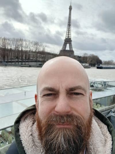 Room wanted in Houston Main Photo