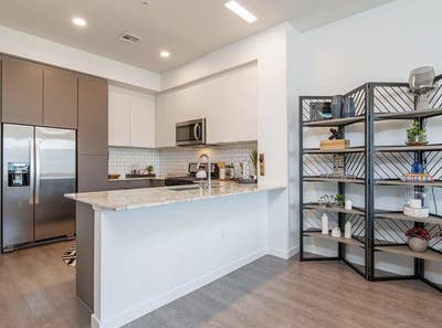 Room for Rent in Hawthorne Main Photo